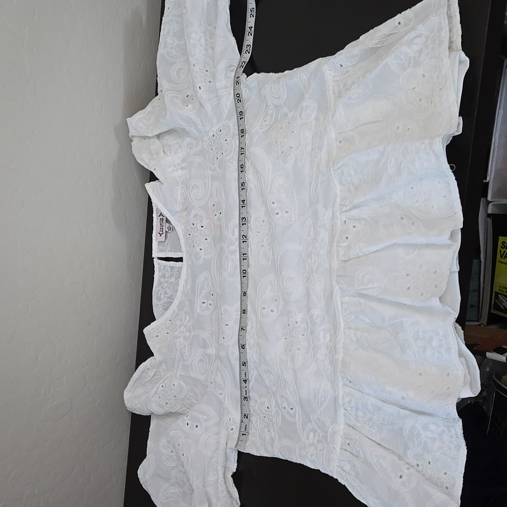 Nanette Lepore Eyelet Peplum Short Puff Sleeve White Keyhole Blouse Size XL - Picture 11 of 12